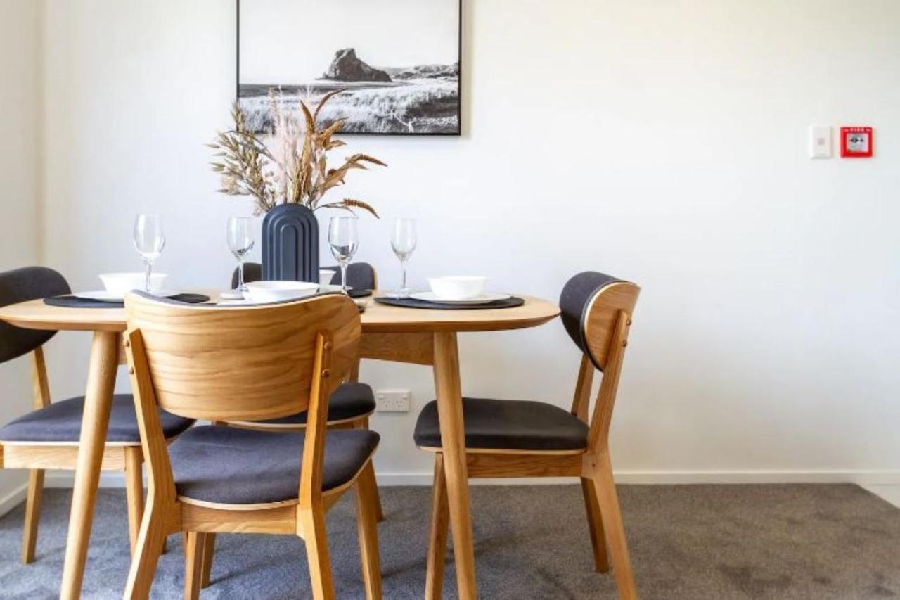 Serenity In The Centre: 2 Bed 2 Bath Christchurch Eksteriør billede